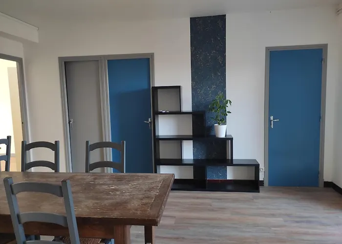 Maison De Village * Le Mayet-de-Montagne